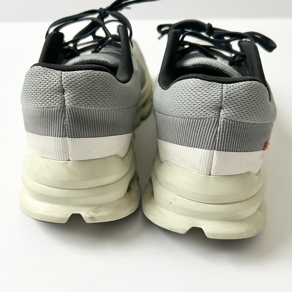 ON Cloudrunner Women's Running Shoes Frost Aloe Green Athletic Sneakers Size 8.5 - Picture 4 of 10